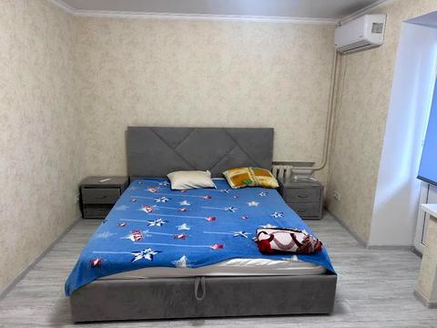 квартира за адресою Гетьмана Петра Дорошенка вул. (Генерала Грушевого), 12