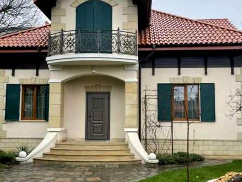 дом по адресу Чубаївська ул.