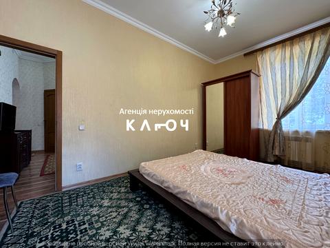 квартира за адресою Степана Бандери вул., 2/62