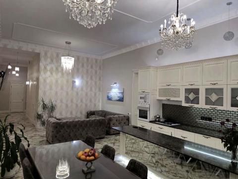 дом по адресу Світла ул.