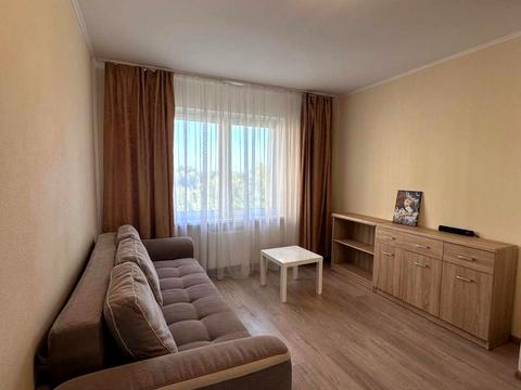 квартира за адресою Софії Русової вул., 5-Б