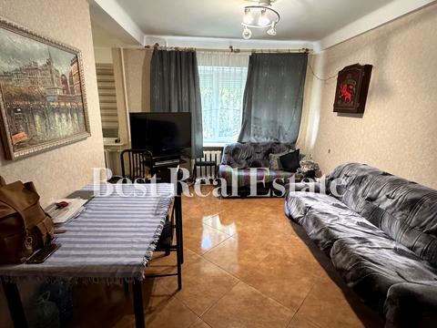 квартира за адресою Остапа Вишні вул., 7
