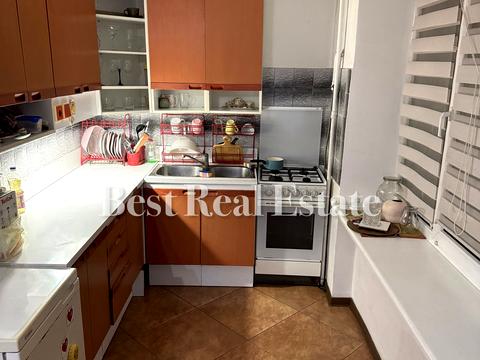 квартира за адресою Остапа Вишні вул., 7