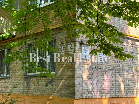 квартира за адресою Остапа Вишні вул., 7