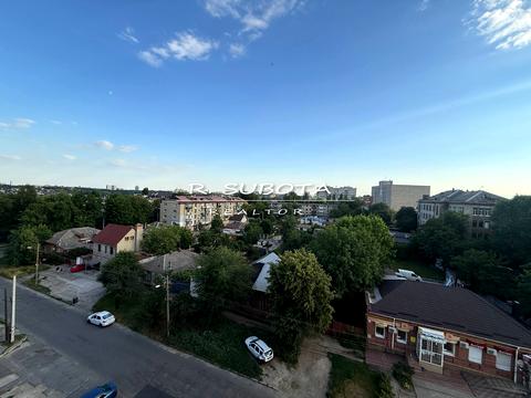 квартира за адресою Михайла Грушевського вул. (Карла Лібкнехта), 85