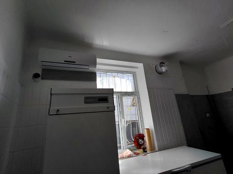 комерційна за адресою Митрополита Шептицького вул., 23