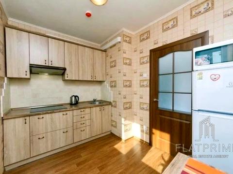 квартира по адресу Софии Русовой ул., 1