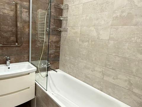 квартира за адресою Квітки-Основ'яненка вул., 8б
