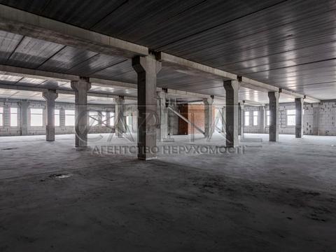 коммерческая по адресу Миколы Бажана просп., 1