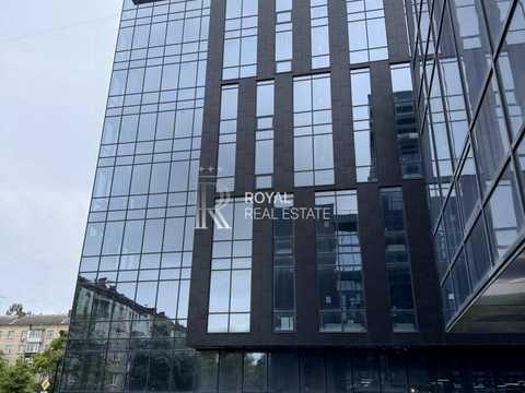 комерційна за адресою Товарна вул., 2Б