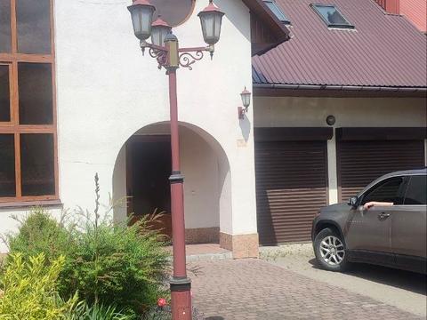 дом по адресу Лесі Українки ул., 13