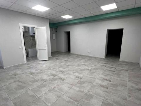 комерційна за адресою Жасминова вул., 11