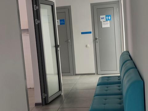 коммерческая по адресу Драгоманова ул., 17