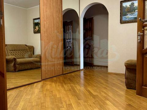 квартира за адресою Святошинська пл., 1