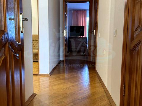 квартира за адресою Святошинська пл., 1
