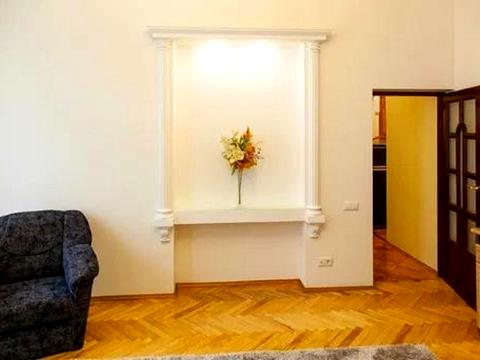 квартира за адресою Івана Огієнка вул. (), 7