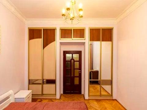 квартира за адресою Івана Огієнка вул. (), 7
