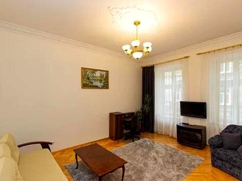 квартира за адресою Івана Огієнка вул. (), 7