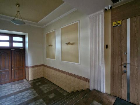 комерційна за адресою Юрія Іллєнка вул. (Мельникова), 75
