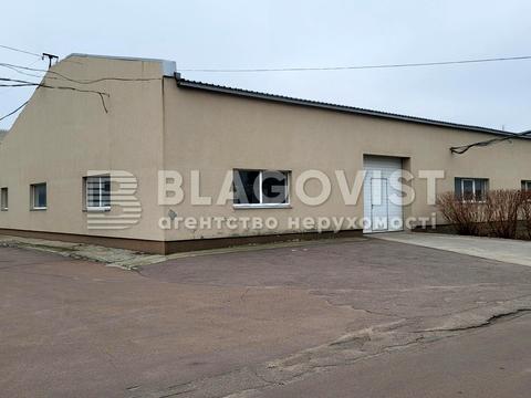 комерційна за адресою 1 Травня вул., 1А