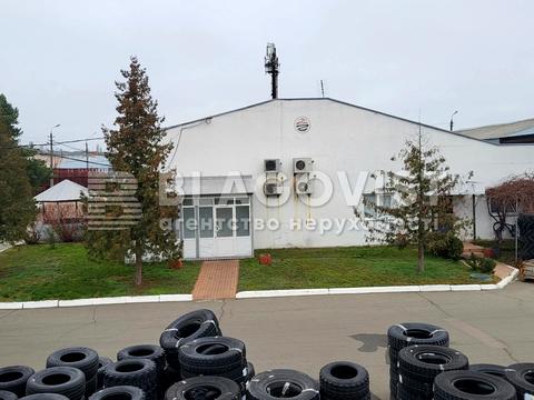 комерційна за адресою 1 Травня вул., 1А