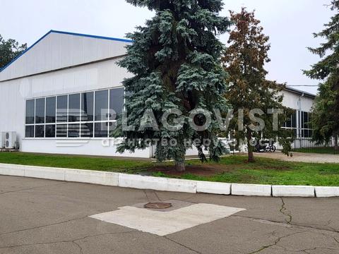 комерційна за адресою 1 Травня вул., 1А
