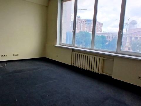 коммерческая по адресу Леси Украинки бульв., 34
