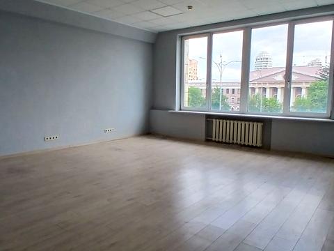 коммерческая по адресу Леси Украинки бульв., 34