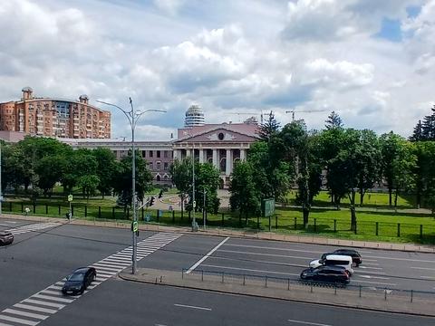 коммерческая по адресу Леси Украинки бульв., 34