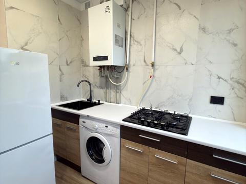 квартира за адресою Володимира Івасюка вул., 32