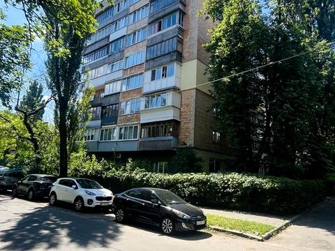 квартира за адресою Братів Зерових вул. (Червонопартизанська), 1/3