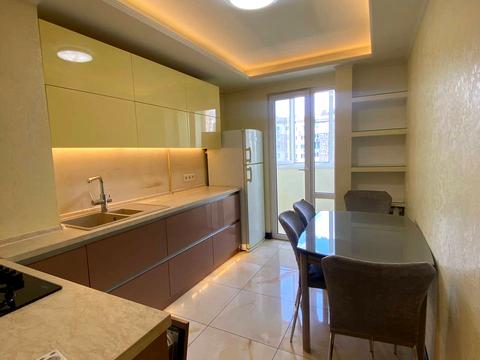 квартира за адресою Євгена Чикаленка вул., 59