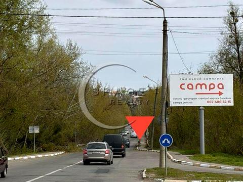участок по адресу Захисників України ул. (Вокзальна)