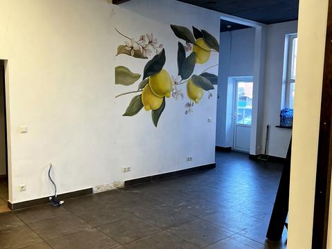 коммерческая по адресу Осенняя ул., 33