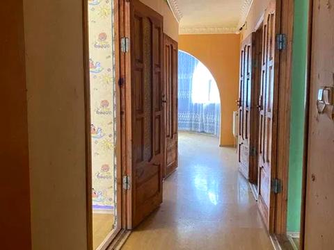 будинок за адресою Небесної Сотні просп. (Маршала Жукова)