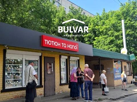 комерційна за адресою Гвардійців-Широнінців вул., 111
