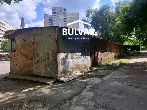 комерційна за адресою Гвардійців-Широнінців вул., 111