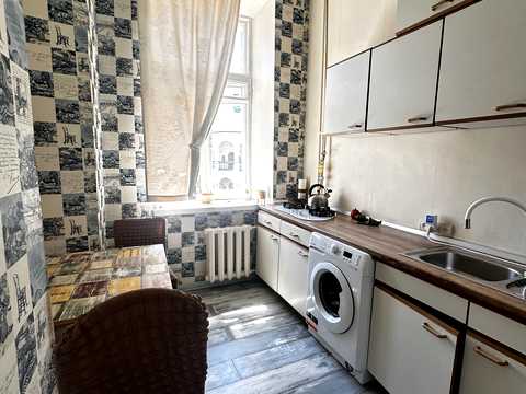 квартира за адресою Хорива вул., 15