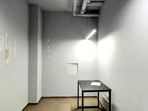 комерційна за адресою Спаська вул., 5