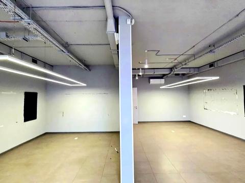 комерційна за адресою Спаська вул., 5
