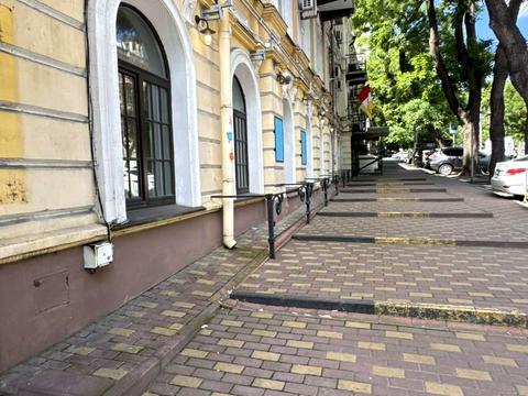 коммерческая по адресу Жуковского ул. (Жуковського), 15