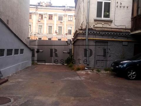коммерческая по адресу Симона Петлюри ул. (Комінтерну), 18/137