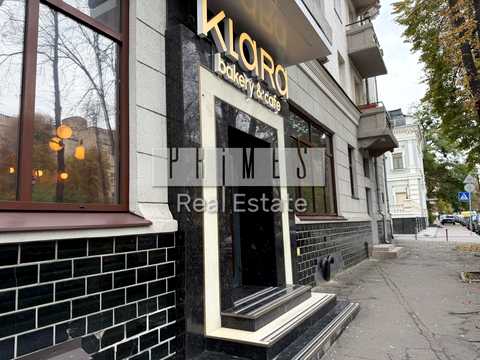 комерційна за адресою Липська вул., 12/5