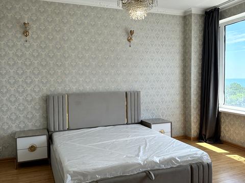 квартира за адресою Літературна вул., 1а
