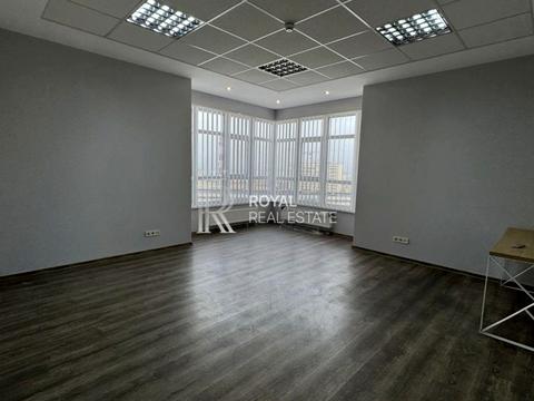 коммерческая по адресу Кловский спуск, 7a