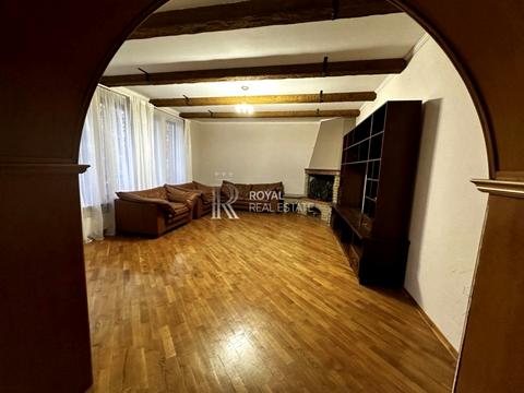 будинок за адресою Кленова вул., 58