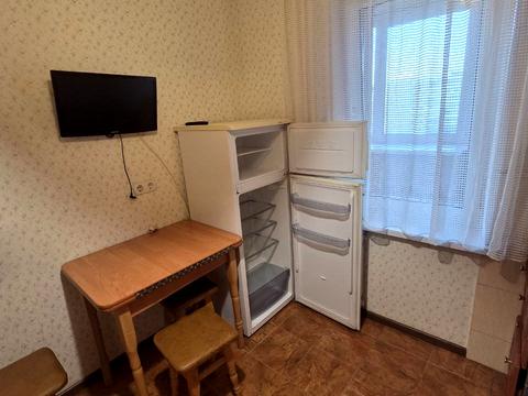 квартира по адресу Ревуцкого ул., 17-Б