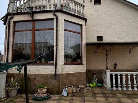 будинок за адресою лінія 12-та вул., 18