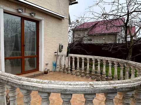 будинок за адресою лінія 12-та вул., 18
