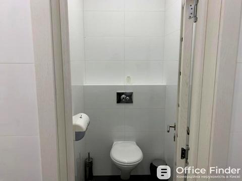 комерційна за адресою Кловський узвіз, 7a